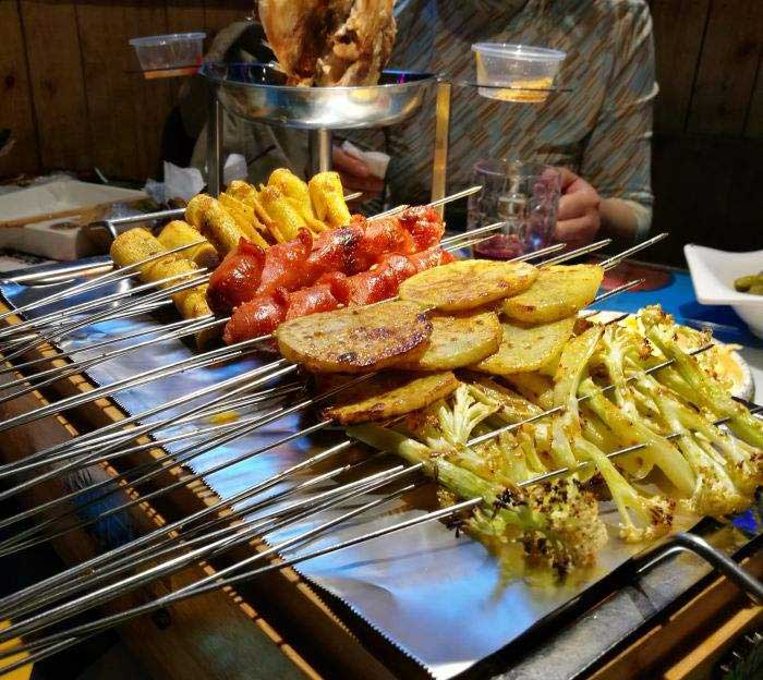 梨林镇音乐烧烤吧